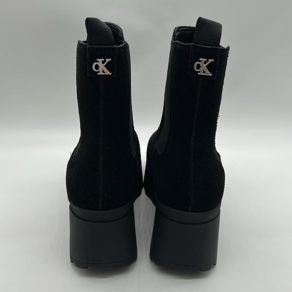 2266- Calvin Klein Jeans Black Platform Suede Ankle Boots Size 7 - Picture 6 of 11
